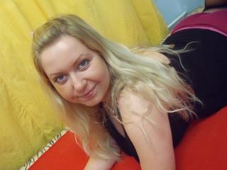 Misha20 - Exhibitionismus, Oralsex, Sexspielzeug sind meine sexuellen Vorlieben!