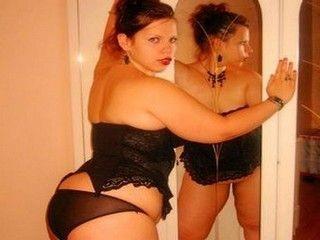 aHotGabi - Anal-Sex, Exhibitionismus, Oralsex, Outdoor, Sexspielzeug, Tattoos, Voyeurismus, Live-Dates sind meine sexuellen Vorlieben!