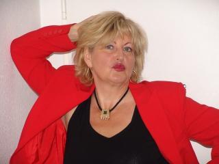 ReifeHausfrau sucht - Dominant, Gangbang, Gruppensex, Natursekt, Oralsex, Outdoor, Parkplatz-Sex, Rollenspiele, Voyeurismus sind meine sexuellen Vorlieben!