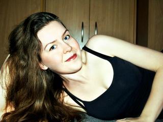 Cateyes80 - Anal-Sex, Oralsex, Orgien, Parkplatz-Sex, Pornographie, Live-Dates sind meine sexuellen Vorlieben!