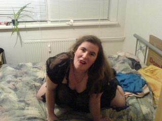 SexyMaus80 - Fetisch, Gangbang, Gruppensex, Oralsex, Orgien, Parkplatz-Sex, Schlucken, Sexspielzeug, Swinger, Live-Dates sind meine sexuellen Vorlieben!