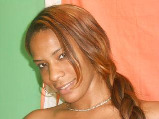 chayna - Dominant, Exhibitionismus, Orgien, Outdoor, Rollenspiele, Schlucken, Sexspielzeug, Swinger sind meine sexuellen Vorlieben!
