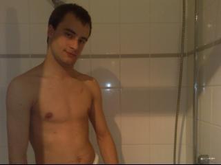 cockfrog - Ich gehe gerne schwimmen, ins Kino, in die Sauna, und ich gehe gerne daten. :-) ist meine Leidenschaft